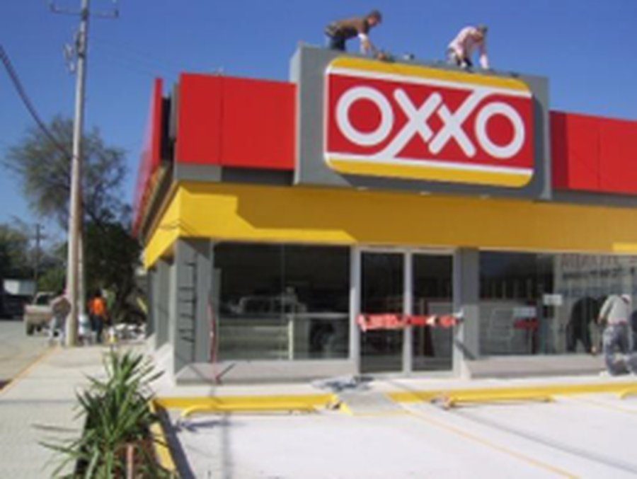 Tienda comercial — OXXO